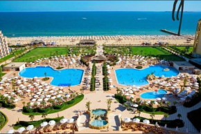 All inclusive - sunny beach Private apartment in the best hotel - family room - beachfront